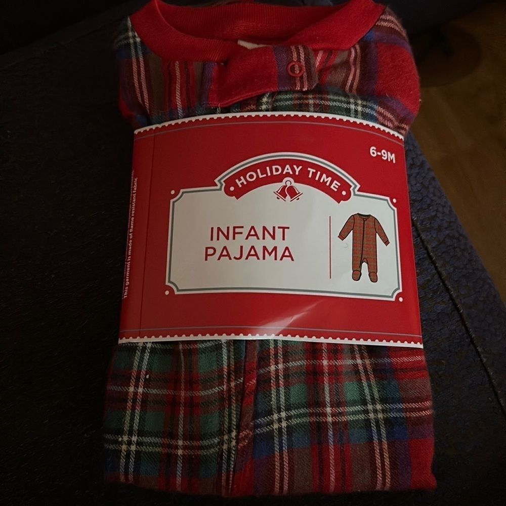 Holiday Time Red Plaid Infant One Piece Pajamas Sleeper Baby Outfit